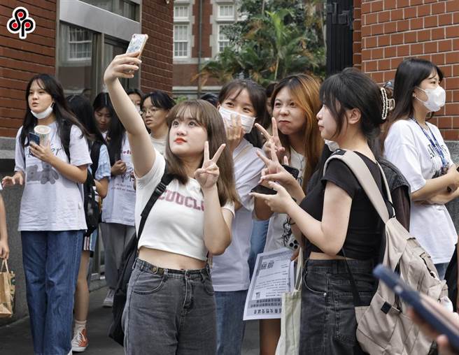 112學年度四技二專日間部聯合登記分發入學招生，今起開始繳費，而本次招生名額約2萬名，志願總數最多可選填199個為限。(本報資料照)