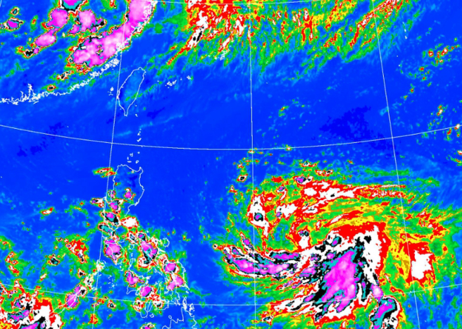 专家指出，依照气象局最新数据来看，杜苏芮侵袭台湾的机率持续上升。（图／气象局）