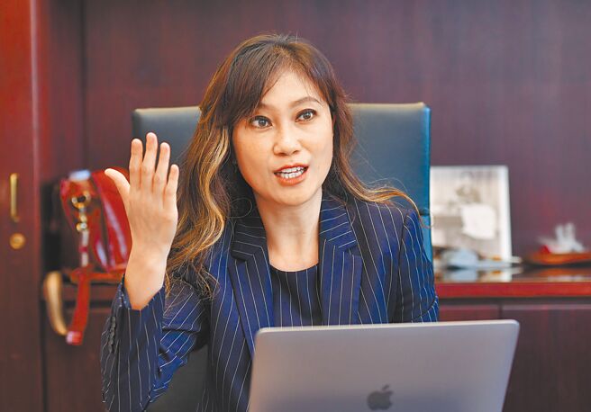 前总统府发言人谷辣斯（见图）20日控同党立委陈莹为选举泯灭人性，捏造不伦爆料，掀起民进党内双姝风暴。（本报资料照片）