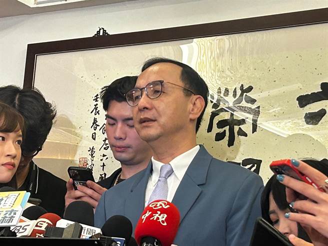 国民党明将举行全代会，立法院前院长王金平因宗教活动不克出席。国民党主席朱立伦22日表示，王院长最先表态支持国民党总统参选人侯友宜。（陈薏云摄）