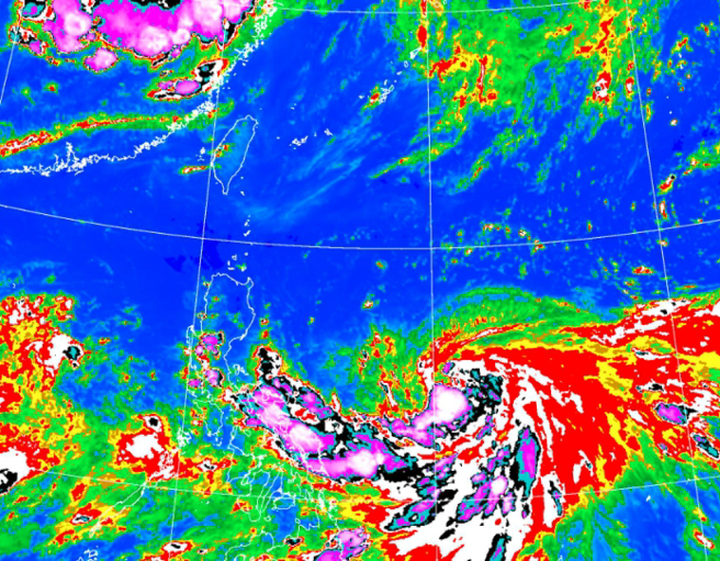 有專家指出，杜蘇芮颱風環流目前看起來「破破爛爛」，主要是受到太平洋高氣壓影響。（圖／氣象局）