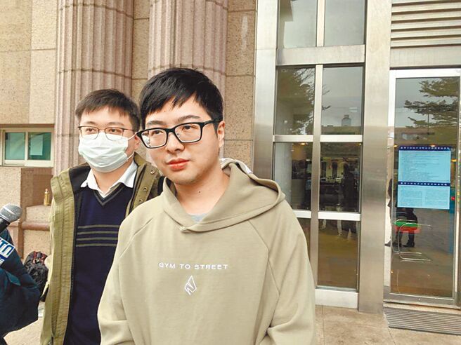 知名游戏实况主丁特遭抱怨有噪音问题，虽然他已砸近百万元改善，但邻居仍时常反应，甚至为此报警。（本报资料照片）