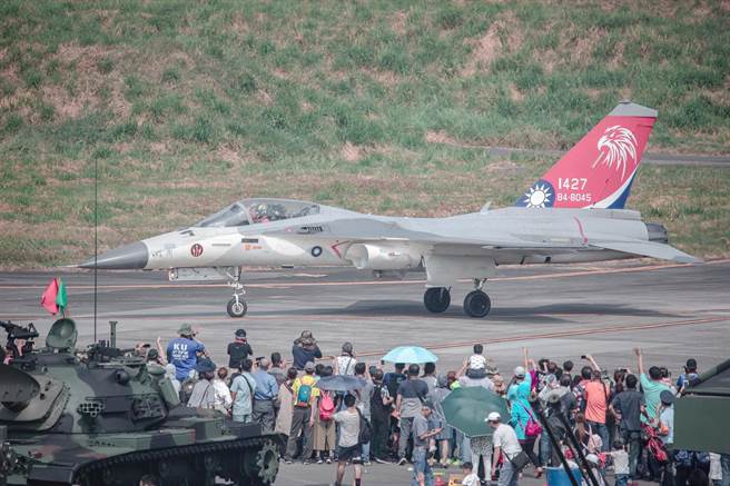 清泉崗「航空嘉年華活動」將在8月12日舉行，展示軍事戰技、戰機及裝備。（警方提供／陳淑芬台中傳真）
