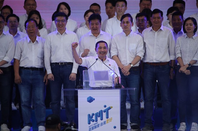 國民黨23日舉行全國代表大會，總統參選人侯友宜（中前）發表談話。（黃世麒攝）