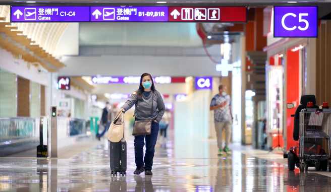 颱風杜蘇芮逼近，往返小琉球的航線業者已陸續預告，26日至28日共3天停航。（圖／示意圖，記者范揚光攝影）