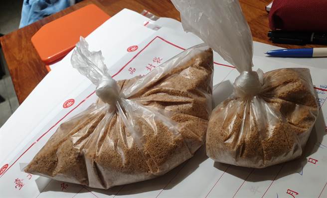 「老翁家」販售花生粉被驗出超標黃麴毒素，該產品已下架。（衛生局提供／蔡佩珈台北傳真）