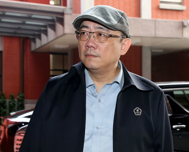 前立委郭正亮透露，罗智强因为被指称是「政党轮替大联盟」一文的作者，打电话来澄清、讲到凌晨2点。（资料照片）