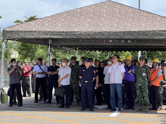 桃园炼油厂灾害救援演练。(蔡依珍摄)