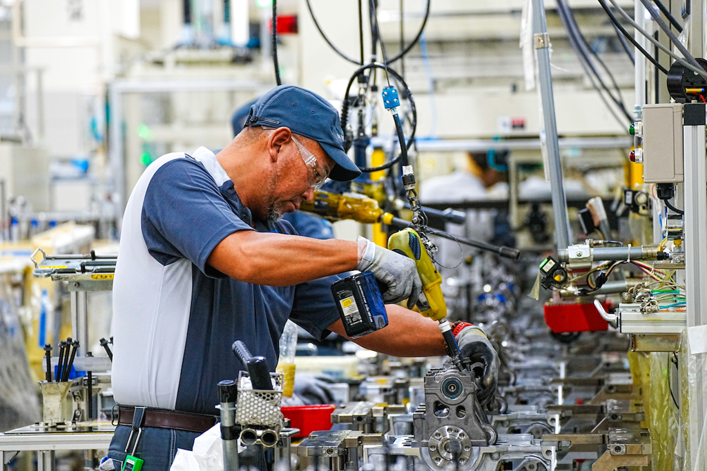 向量產技術開發工廠轉型，Nissan 橫濱工廠引擎產量突破4000萬台！(圖/Carstuff)