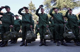 俄軍戰力現「窘境」！普丁簽新法 徵兵年齡上限再延5年