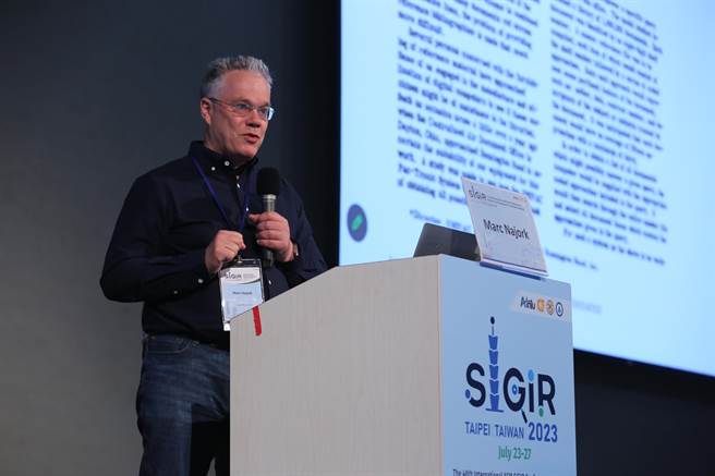 Dr. Marc Najork专题演讲Generative Information Retrieval。(台大提供／李侑珊台北传真)