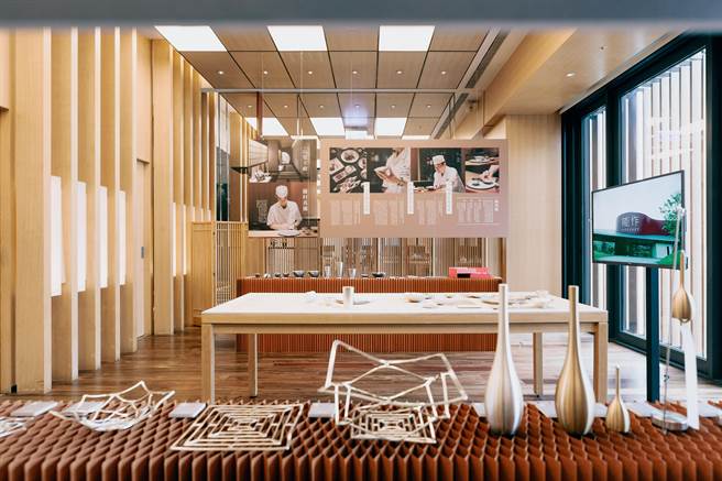 周年慶活動期間，山里日本料理旁的半開放空間同步推出「山里錫禮」展覽。（大倉久和大飯店提供）