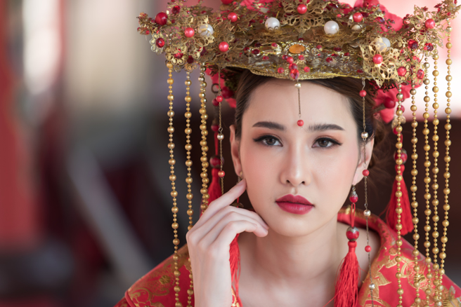 明朝神魔小説《封神榜》写到狐狸精「妲己」魅惑商纣王，导致商朝灭亡，但真正歷史并非如此。(示意图/达志影像)