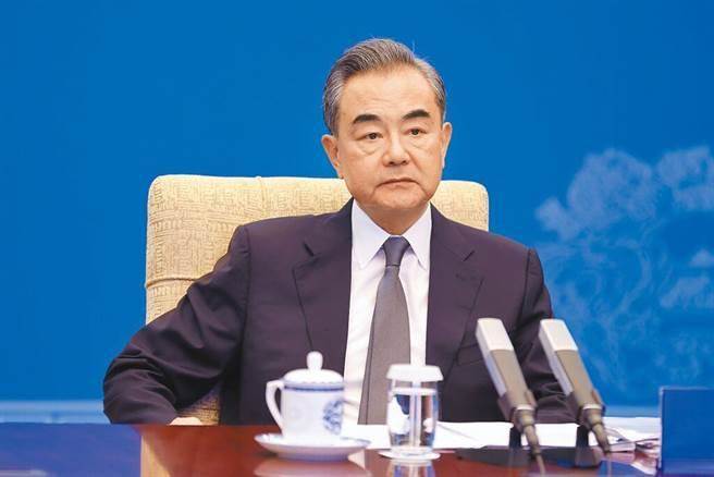 中共中央外事办主任王毅回锅兼任中国大陆外长。（中新社资料照片）