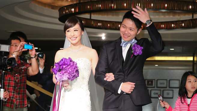 知名主播吴宇舒在2013年与媒体人朱凯翔结婚。(图／中时资料照)