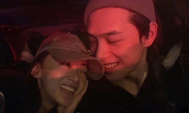 洪尧曾发和吴谨言的合照又秒删。（图／翻摄自微博）  