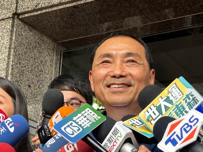 國民黨總統參選人侯友宜對於「執政大聯盟」，國民黨主席朱立倫是否前來溝通，僅表示大家要團結一致。（本報資料照片）