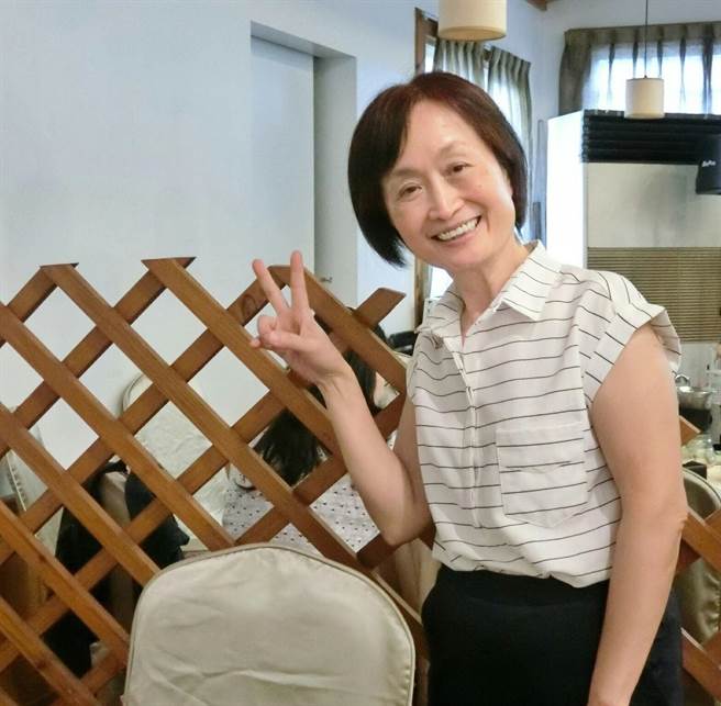 国立彰化特殊教育学校教师杨水粉荣获师铎奖。（彰县府提供／孙英哲彰化传真）