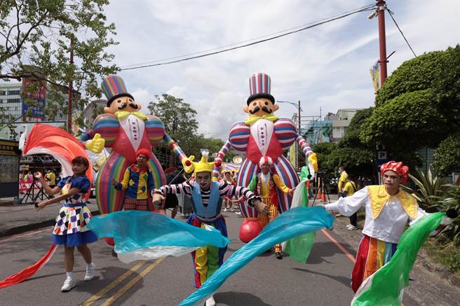 原订今日到28日晚上6时30分举办的罗东艺穗节小踩街受颱风影响取消。（罗东镇公所提供／吴佩蓉宜兰传真）