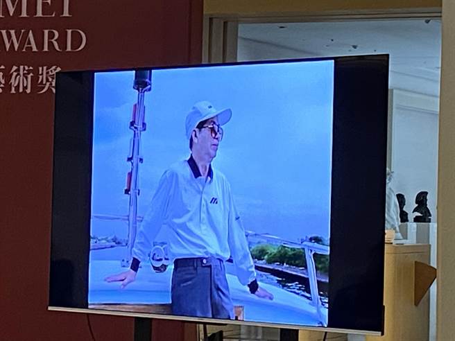 第35屆奇美藝術獎頒點典禮上，奇美集團創辦人許文龍久違獻聲。（曹婷婷攝）