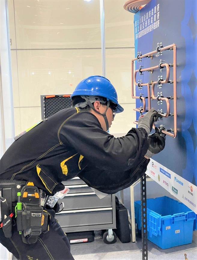 台北市技职高中在第53届全国技能竞赛总决赛获得8面金牌、10面银牌及11面铜牌。（教育局提供／蔡佩珈台北传真）