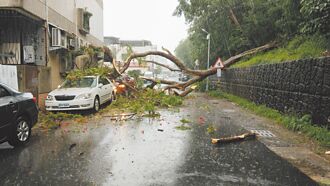 杜蘇芮颱風逼近 高、屏、東撤離逾3千人