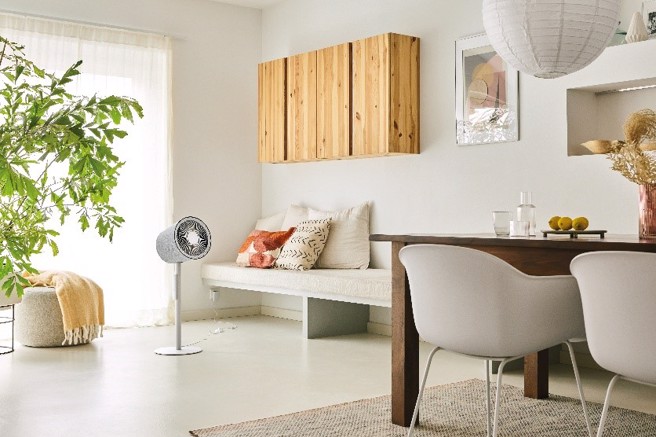 7F-Stadler Form Simon 3D 循环扇 原价8880元 特价7299元。（远百提供）