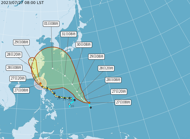 台灣東南方海上有一熱帶性低氣壓正在發展，預估明晨增強成第6號颱風「卡努」。(氣象局提供)