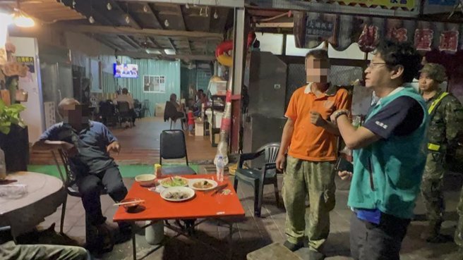 高市府针对在山区及土石流潜势区居民执行撤离工作，目前已完成撤离3155人。（资料照片）