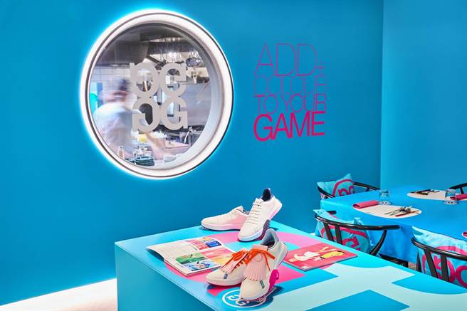 G／FORE與chinois聯手打造期間限定的繽紛裝潢，細看宛如坐在大鞋盒中吃飯。（G／FORE提供／朱世凱台北傳真）