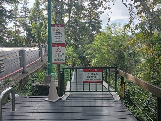 日月潭國家風景區管理處基於遊客安全，日月潭周邊步道實施預警性封閉。（日月潭風管處提供／楊靜茹南投傳真）
