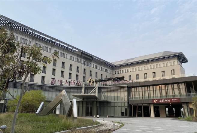 阿里山林鐵「新北門車站」整修，預定今年底完工啟用，飯店也可望今年底公告招商。（廖素慧攝）