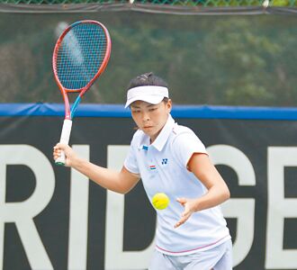 金恩盃女網賽》李珮琪負傷奪勝 中華隊今戰香港成關鍵