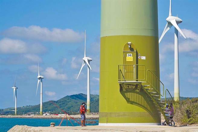 国民党立委李德维批评，执政者争着眼睛说瞎话是台湾悲哀。（本报资料照片）