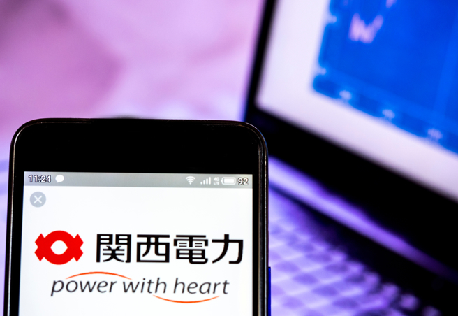 日本关西电力公司今天睽违12年重启福井县高滨町高滨核电厂1号机组。（图／shutterstock）