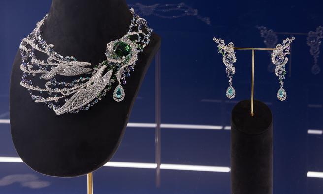 MIKIMOTO为庆祝人工养殖珍珠问市130周年，在香港发表最新珍珠新作。（MIKIMOTO提供／陶福媛台北传真）