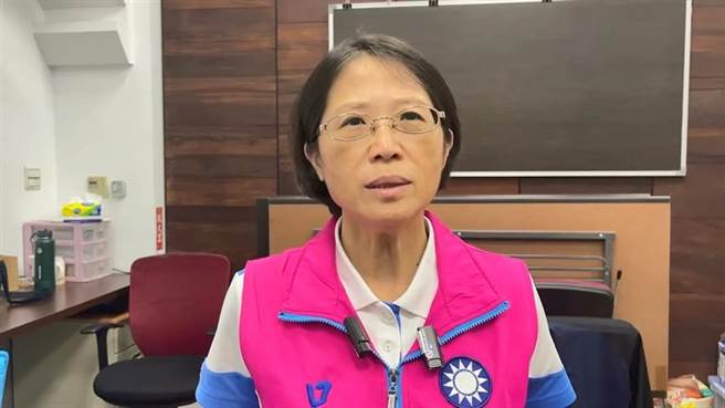 ▲引起「讨打」争议的基隆市议员吕美玲疑似传出表态退党，本报访问吕时，其并未正面回应，仅表示之后会召开记者会统一说明。（张志康摄）