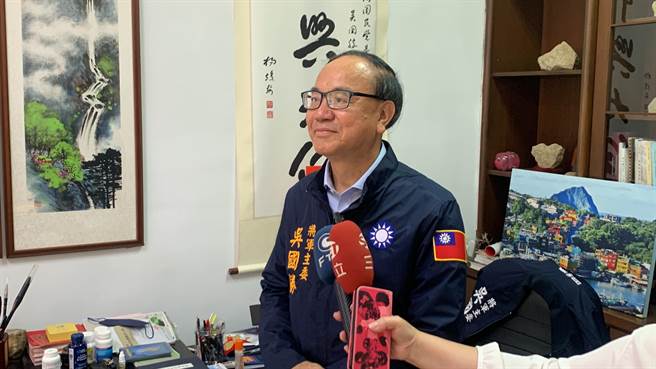 ▲国民党基隆市党部主委吴国胜表示，目前还在讨论考纪会等程序，不清楚也不方便帮吕回应。（徐佑升摄）