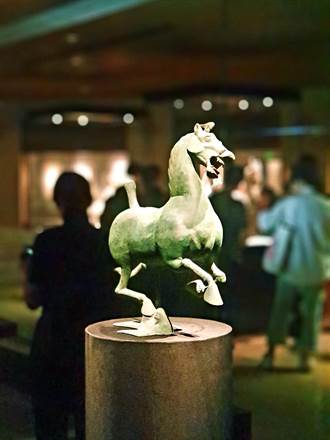 甘肅巡禮10》甘肅博物館收藏8萬文物  鎮館之寶「銅奔馬」