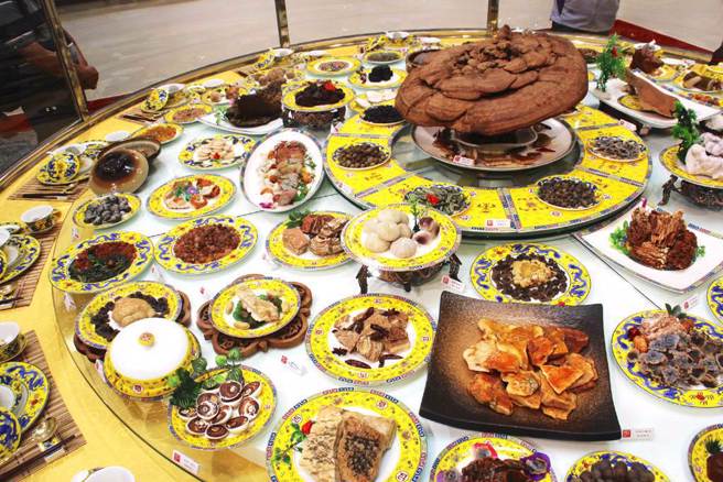 古代御厨为了让皇帝品尝天下美味，不仅会将珍稀动物入菜，甚至还有独特的烹饪方式。（示意图／本报资料照片 张祈摄）