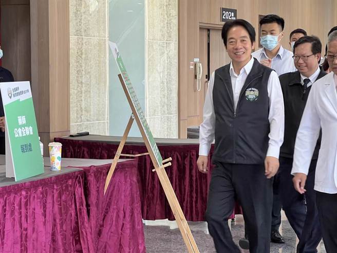 回应蒋絜安辞职，赖清德(左)喊出「这是民进党的标准」，让郑文灿(右)又被挖出来酸。（示意图／中时资料照／曾薏苹摄）