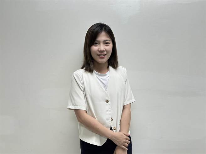 高市府发言人周璟瑜反击，「别用天龙人思维看衰台北市以外的县市」，中央建设地方，没有顏色之分。（周璟瑜提供）