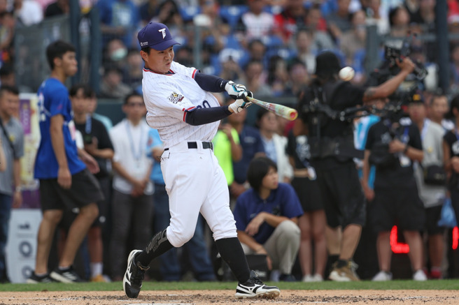 中信兄弟江坤宇生涯首次參加全壘打大賽。（中職提供）