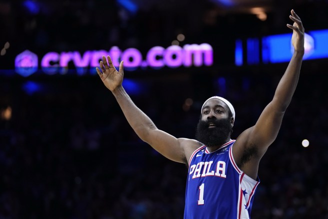 哈登最近自我感触很深。(美联社资料照)