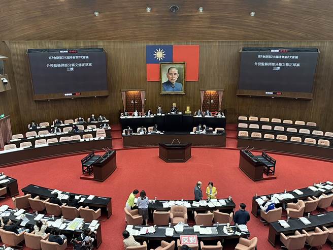 立法院31日三讀修正《外役監條例》部分條文。（黃婉婷攝）