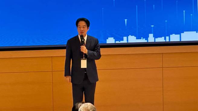 副總統賴清德指出，希望扶植更多各行各業隱形冠軍成為更多的「護國群山」。（柯宗緯攝）