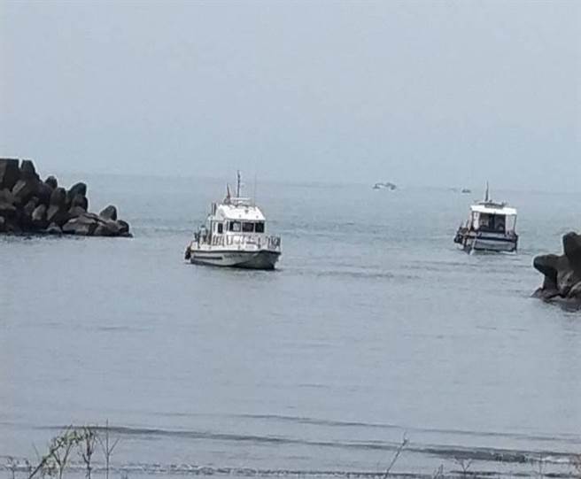 宜兰县头城镇梗枋渔港港口航道淤积，严重影响渔船进出港。（船长李灯贤提供／吴佩蓉宜兰传真）