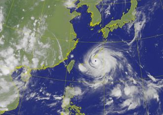 氣象局出包卡努首報「海陸警齊發」急刪文 網曝：19年前有颱風辦到