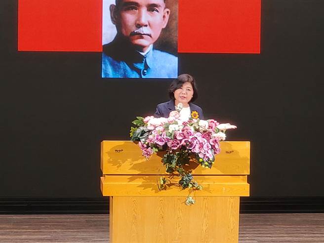 张丽善致词时语重心长表示，诈骗案多可说是国家教育失败。（周丽兰摄）