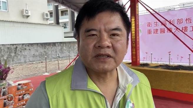 屏东县议员许展维昨晚宣布退出屏南立委选举，为政坛投下震撼弹，目前传出民进党中央可能徵召现任不分区立委庄瑞雄出征。（资料照）